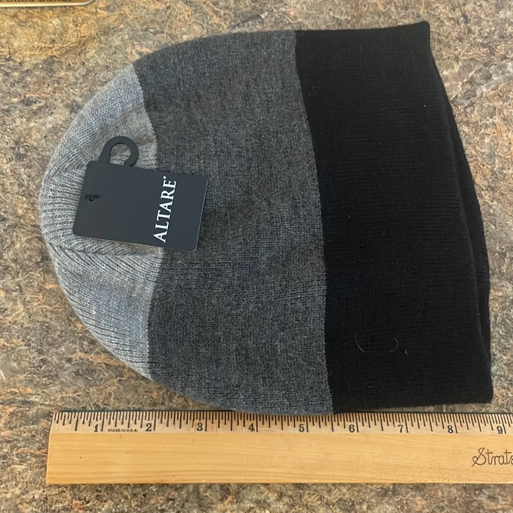 Stocking Cap NWT from Nordstrom Altare Gray Stripes - Picture 5 of 6